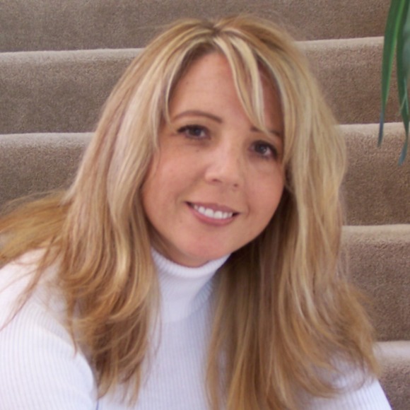 Meet your Posher, Karyn - Picture 1 of 1